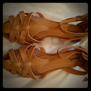 Cute NWOT sandals